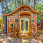 Calling All Hobbits! This Playhouse Is Fit for Middle-Earth Adventure (8 photos)