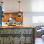 My Houzz: A Texas Couple Personalize Their 1961 Fixer-Upper With Color (34 photos)