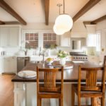 12 Sunny White-and-Wood Walk-Out Kitchens to Inspire (12 photos)