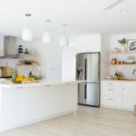 They Entertain the Day Away in This Updated Midcentury Kitchen (5 photos)
