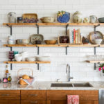 These Are the Best Things to Store on Open Kitchen Shelves (22 photos)