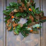 DIY: Make a Fresh Magnolia Wreath (12 photos)