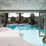Midcentury Marvel: Is That a Pool in the Living Room? (14 photos)