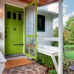 Put Up a Screen Door! 7 Ways to Make the Most of This Weekend (7 photos)