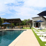 My Houzz: Indoor-Outdoor Oasis With a Vacation Vibe in Austin (23 photos)