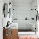 Bathroom of the Week: A New Master Bath in Black and White (9 photos)