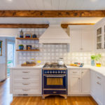 Hand-Painted Tile Inspires a Long-Awaited Kitchen Remodel (11 photos)