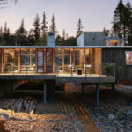 A Modern Wood-and-Concrete Cabin in Coastal Maine (20 photos)
