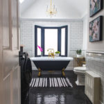 Bathroom of the Week: Artful Sophistication in an 1820 Home (8 photos)