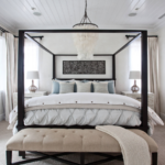 Hot Home Trend: The Canopy Bed