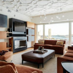Traditional Touches Warm a Contemporary Penthouse With Views (9 photos)