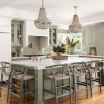Kitchen of the Week: Earthy Coastal Palette Inspires a Design (14 photos)