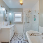 Bathroom of the Week: Brighter With a Vintage Vibe (10 photos)