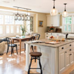 Kitchen of the Week: Warm Historic Style in New England (9 photos)
