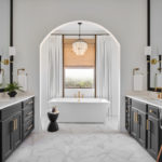 The 10 Most Popular Bathrooms of Spring 2021 (10 photos)