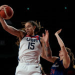 U.S. women’s basketball eases past Serbia, will play for 7th straight gold medal