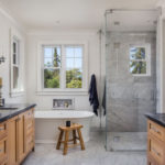 New This Week: 8 Beautiful Bathrooms With a Curbless Shower (8 photos)