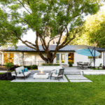 Yard of the Week: Outdoor Rooms With a Golf Course View (18 photos)